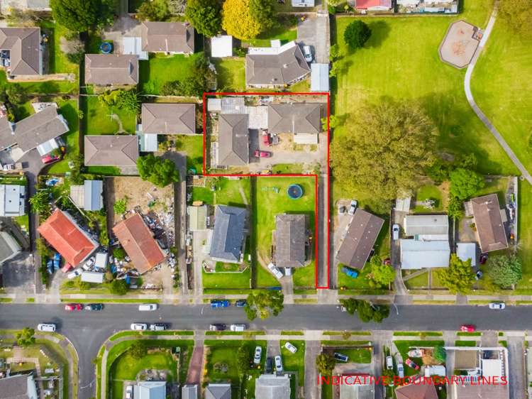 2/18 Frobisher Way Clendon Park_15