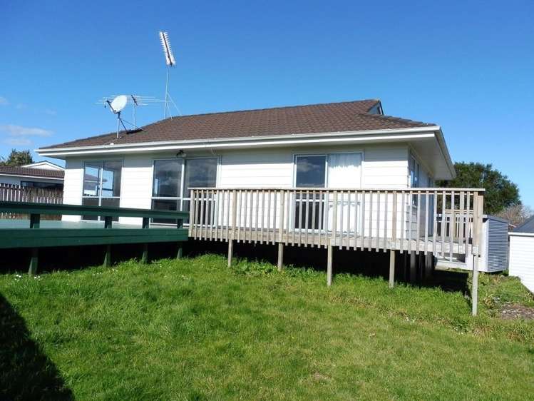 197 Mahia Road Wattle Downs_9