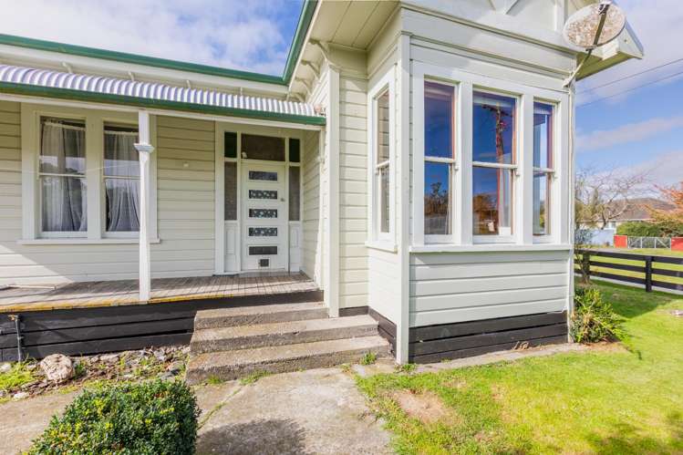 19 Rochfort Street Otane_14