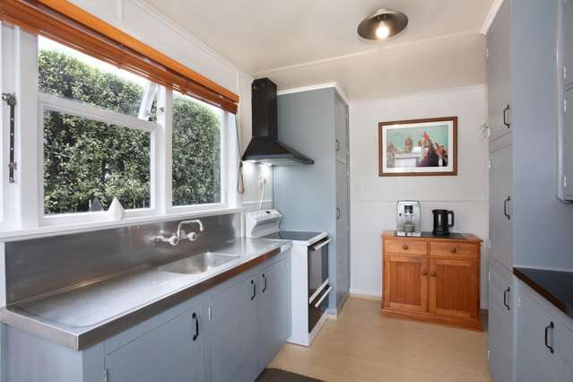 10 Kittyhawk Row Bulls_3