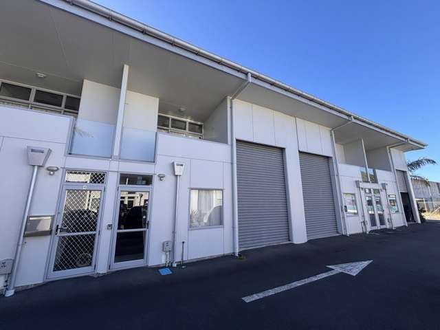 3/6 Loft Place Kumeu_1