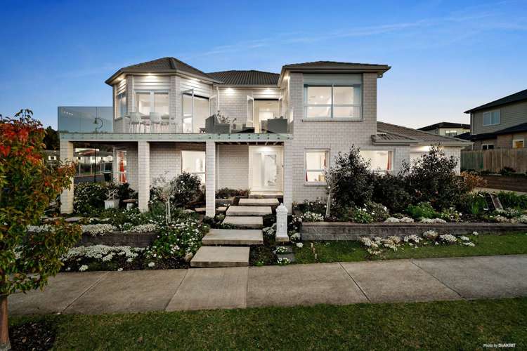 31 Castlebane Drive Flat Bush_2