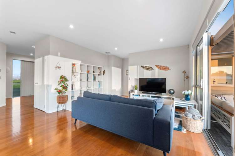 42 Bankside Road Silverdale_5