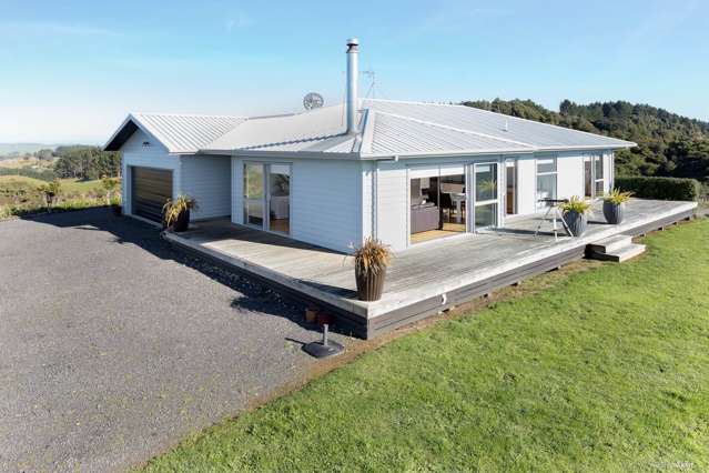 38 Waikaretu Wairamarama Road Glen Murray_1