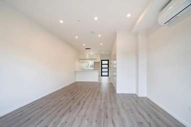 2/105 Hobsonville Road_3