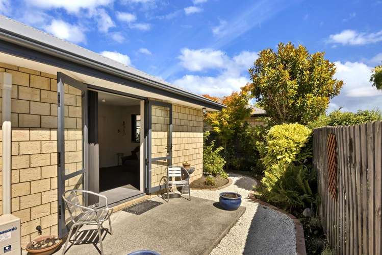 2A Ferndown Lane Bromley_24