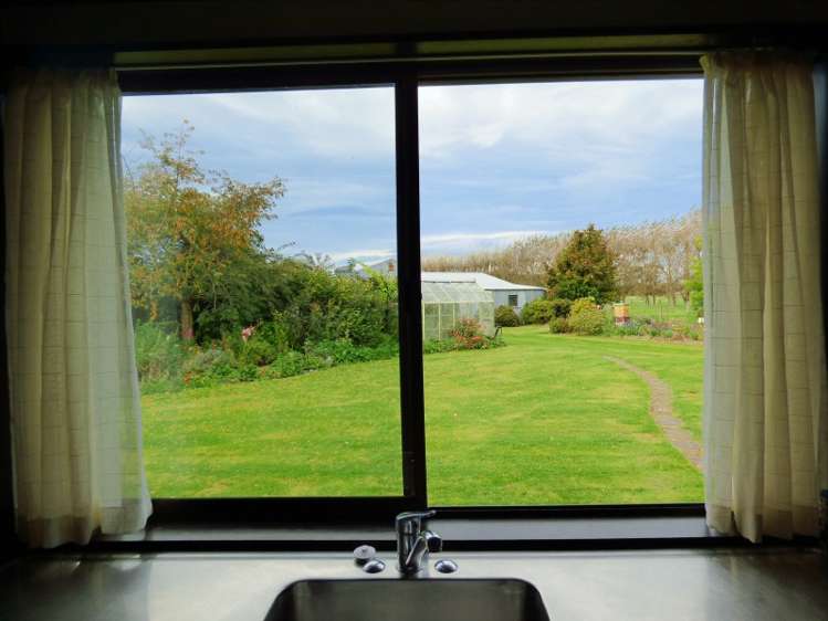 406 Racecourse Road Allenton_6