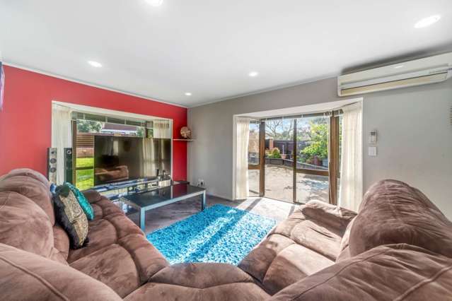 1/2 Channing Crescent Botany Downs_3