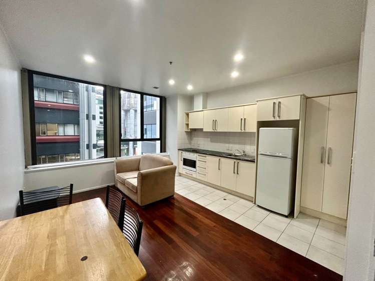 6B/105 Albert Street_0