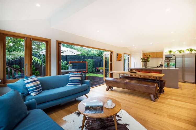 24a Russell Street Stanley Point_6