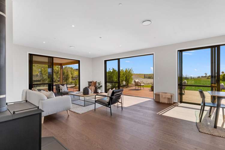 289 Bronte Road West Mahana_11