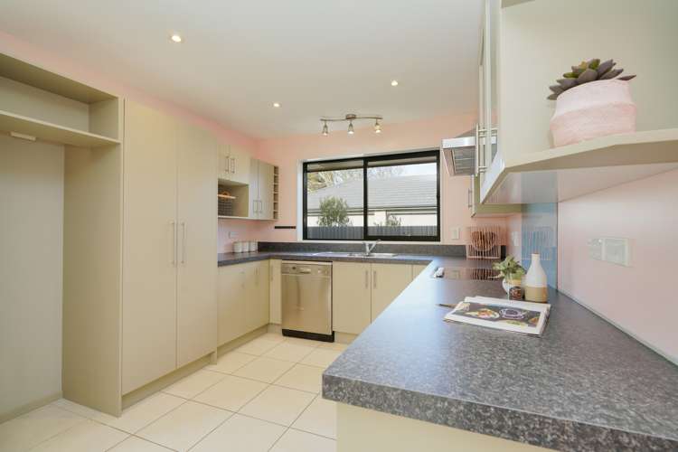 30 Stirling Street Windsor_11