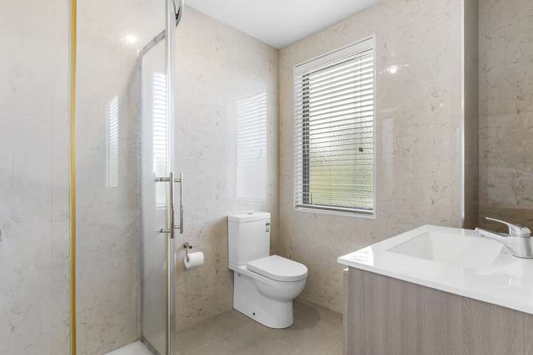 19 Phar Lap Crescent Takanini_14