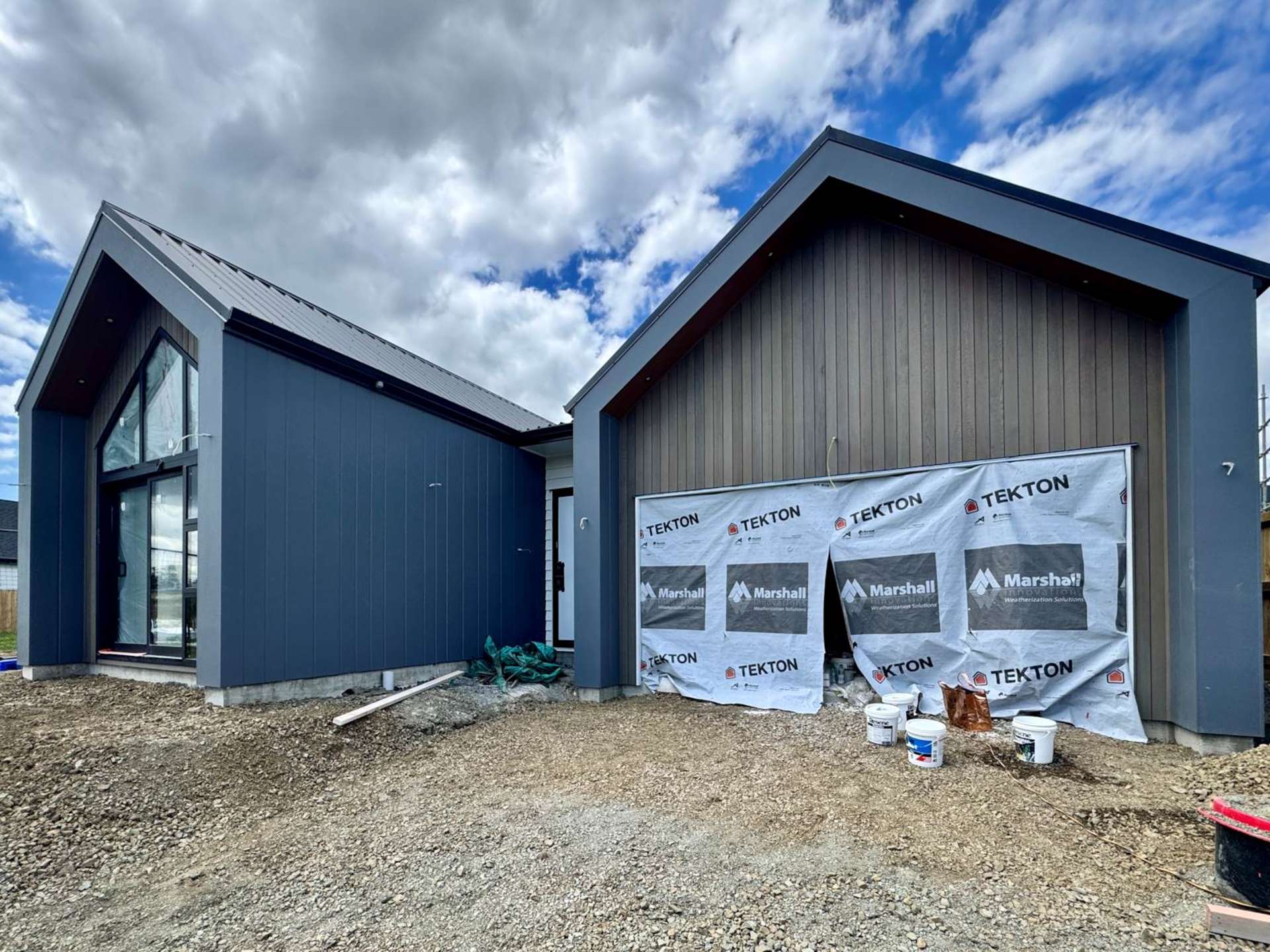 411 Te Taruna Drive Milldale_0