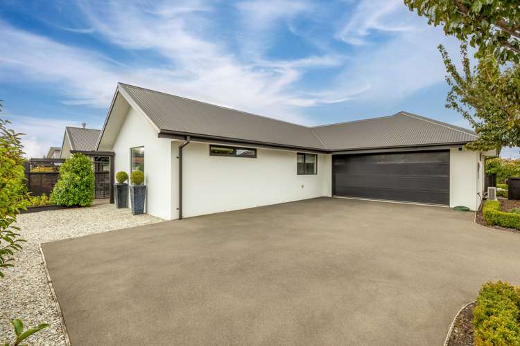 10 Chimera Street Pegasus_24