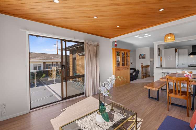 22 Carter Drive Pomare_3