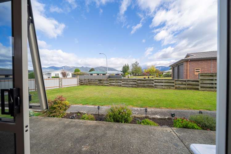 6 Kepler Place Te Anau_38