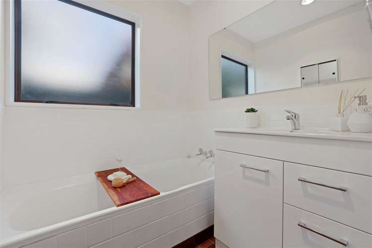 97a Rocking Horse Road Southshore_24