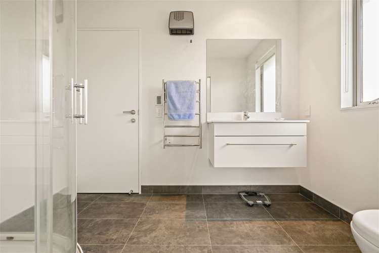 19/40 Old Red Barn Road Halswell_12