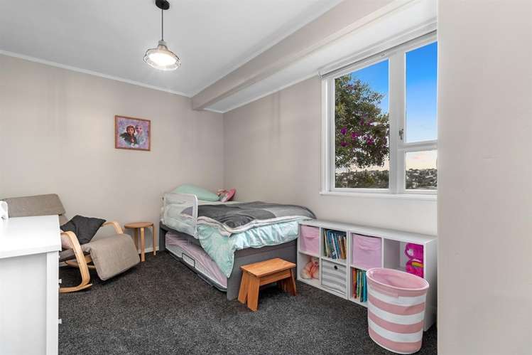 1/24 Lysander Crescent Beach Haven_11