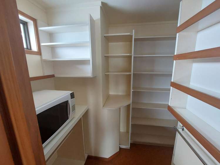 8 Beach Road Mellons Bay_10