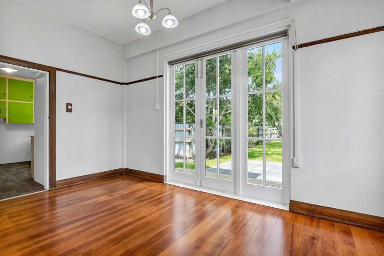 175 and175A High Street Eltham_9