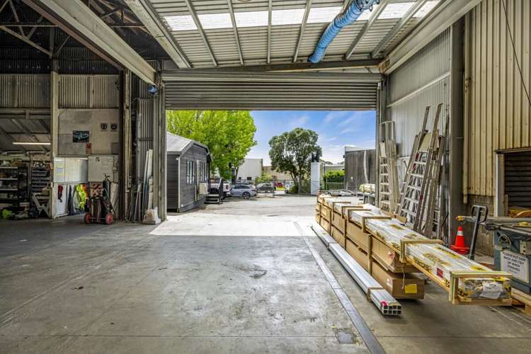 14-16 Paramount Drive Henderson_5