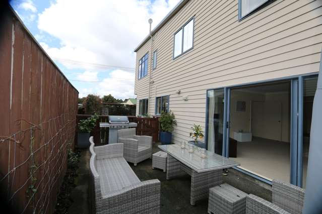 8 Burt Road Mount Wellington_4