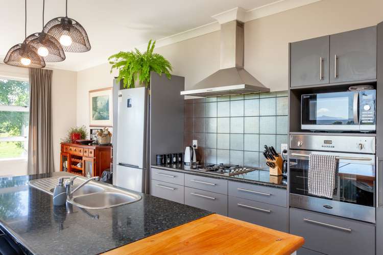 21 Tapapa West Road Tapapa_13