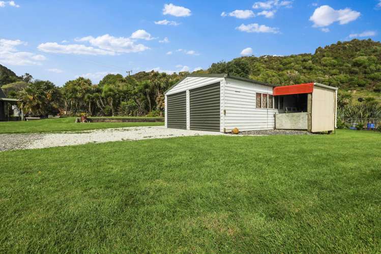 97B Te Mahoe Road Mokau_19