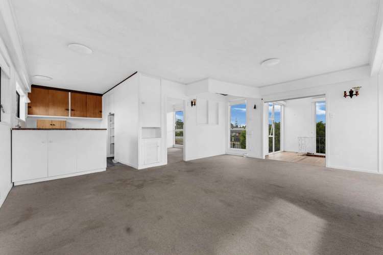 141 Centreway Road Orewa_5