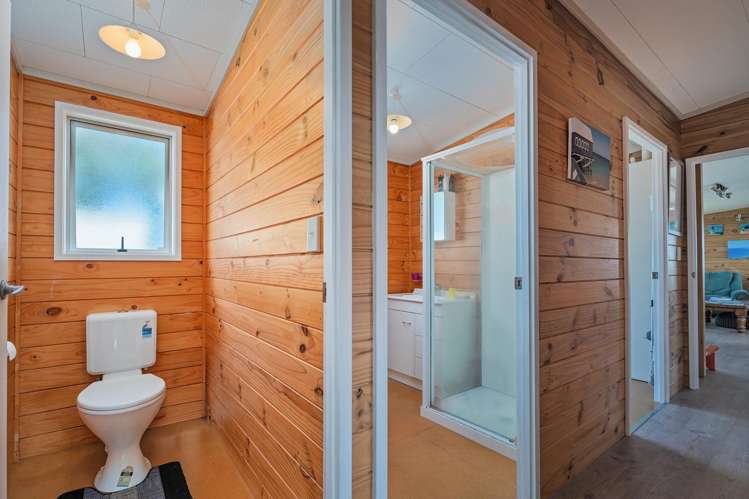 149 Rangiora Crescent Matarangi_16