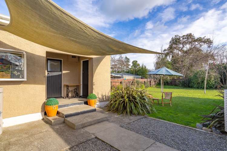 292 High Street South Carterton_13