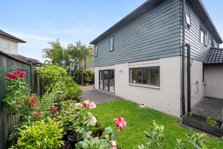 6 Tornish Drive Flat Bush_25