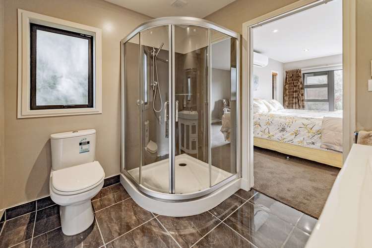 8 Country Lane Leeston_10