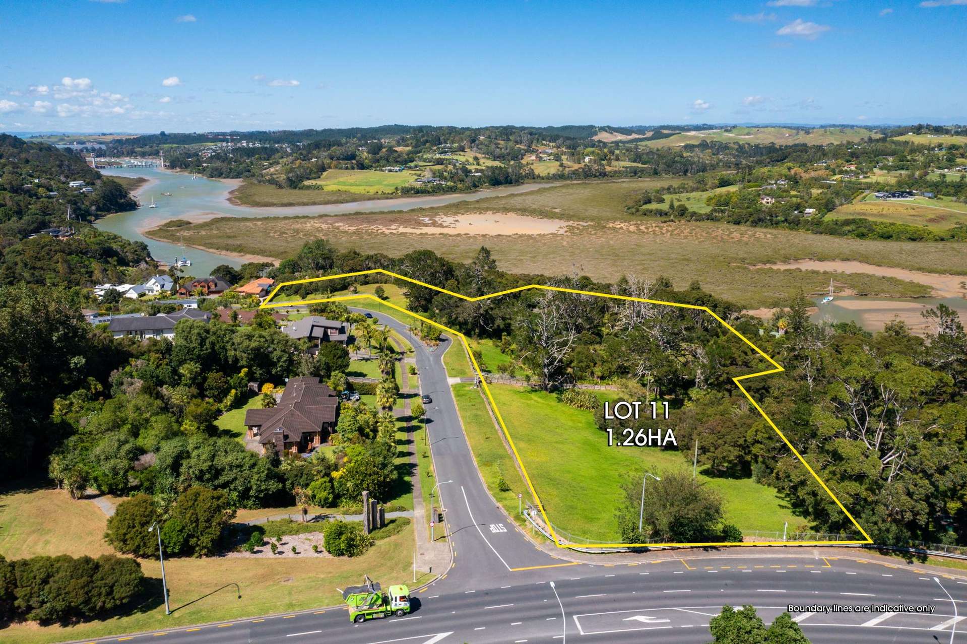 6 Matheson Road Red Beach_0