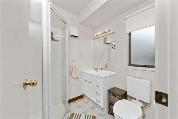 22 Brackenburn Drive Ohauiti_12