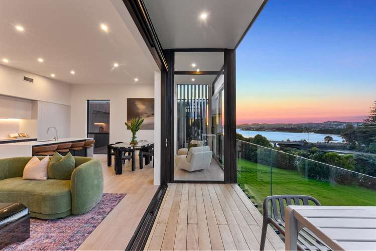 45b Rosario Crescent Red Beach_26