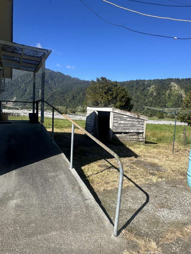438 Poerua Valley Road Harihari_2