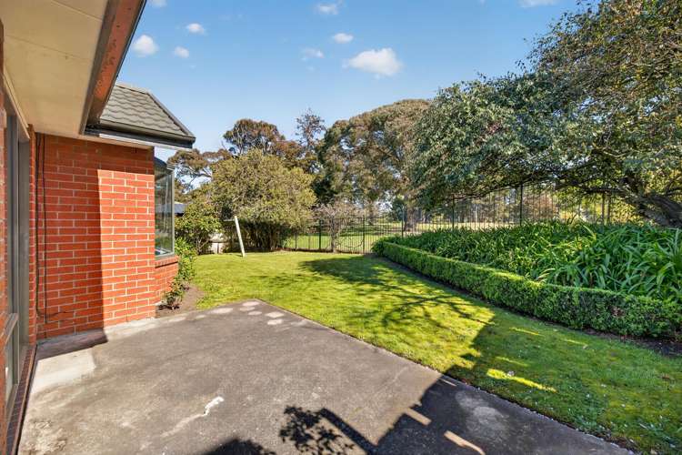 2/245 Wainoni Road Avondale_19