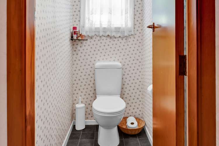 20 Kowhai Street Hawera_16