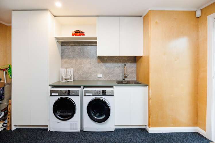 6 Solitude Crescent Kelvin Grove_32