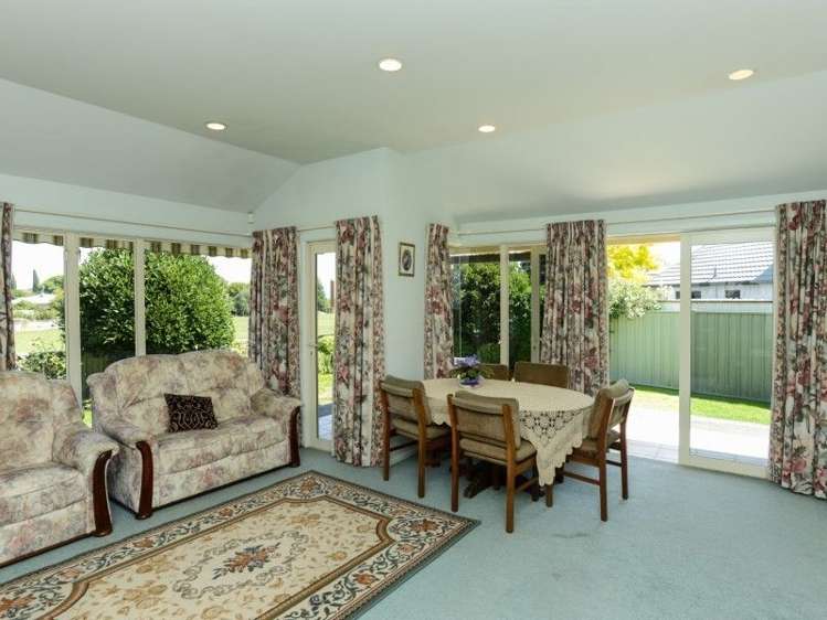 8 Phoenix Place Havelock North_17