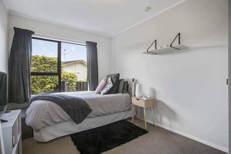 8 Crail Court Totara Heights_11