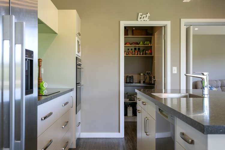 48 Dalmore Way Acacia Bay_10