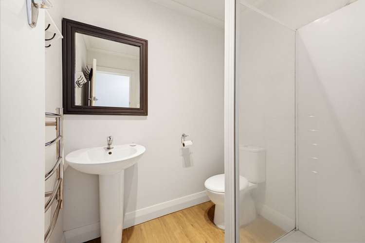 73 Oranga Street Westown_21