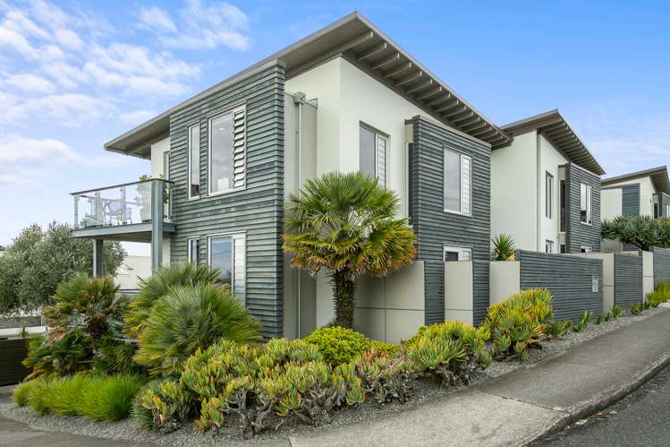 90a Buller Street New Plymouth Central_19