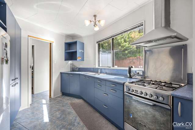 53 Omapere Street Whitby_2