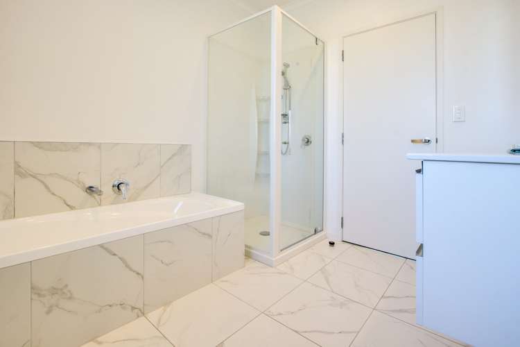 505b Saint Aubyn Street East Hastings_11