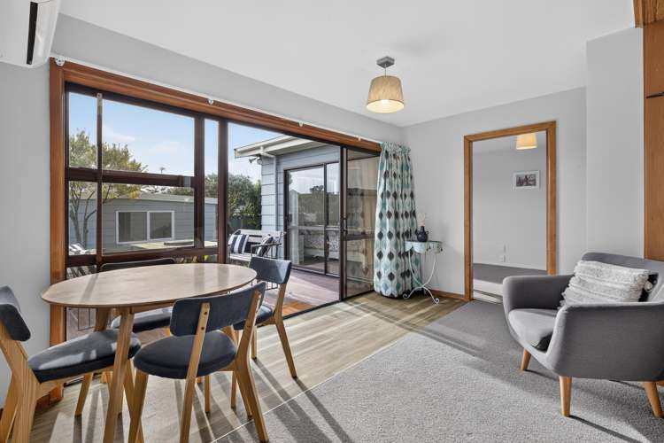 2/146 Beach Road North New Brighton_8